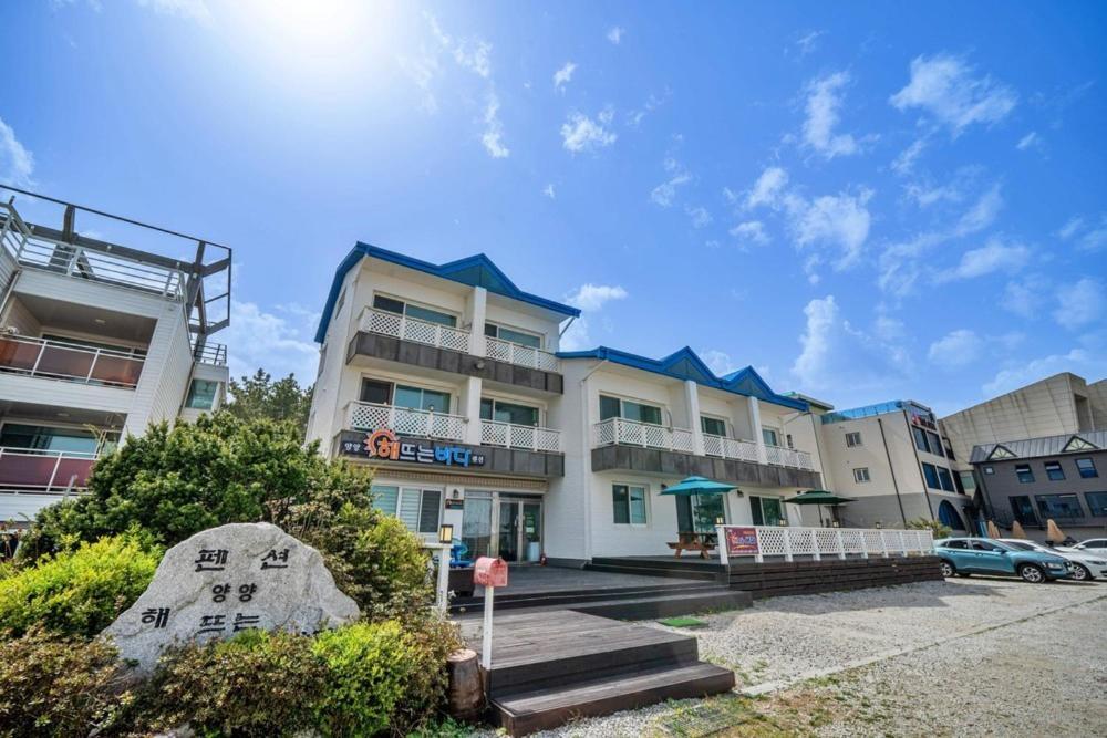 Yangyang Sunrise Pension Esterno foto